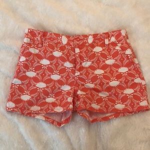 Patterned short
